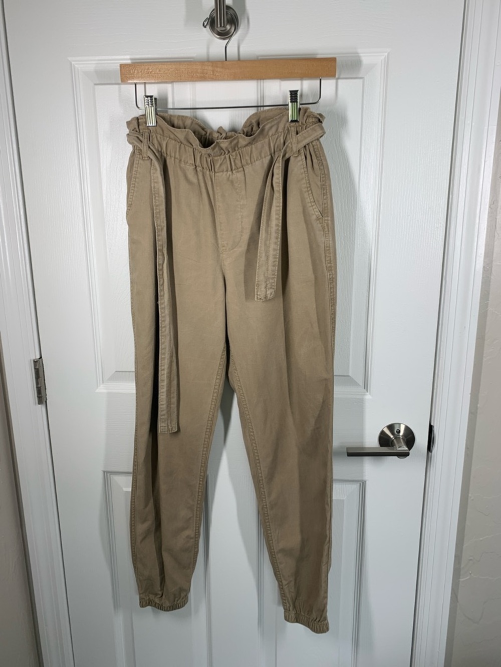 Hollister tan cotton paper bag waist with tie belt joggers size XS
